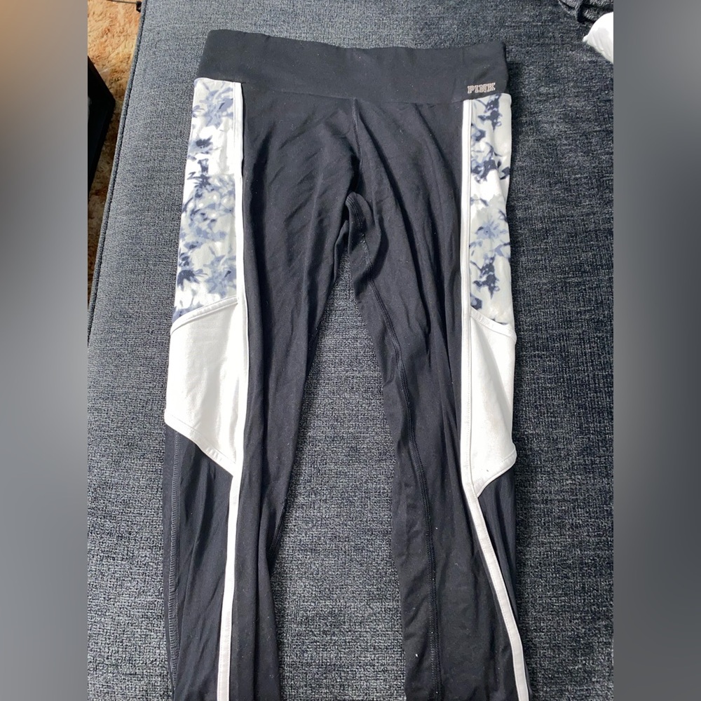 VS Pink Leggings